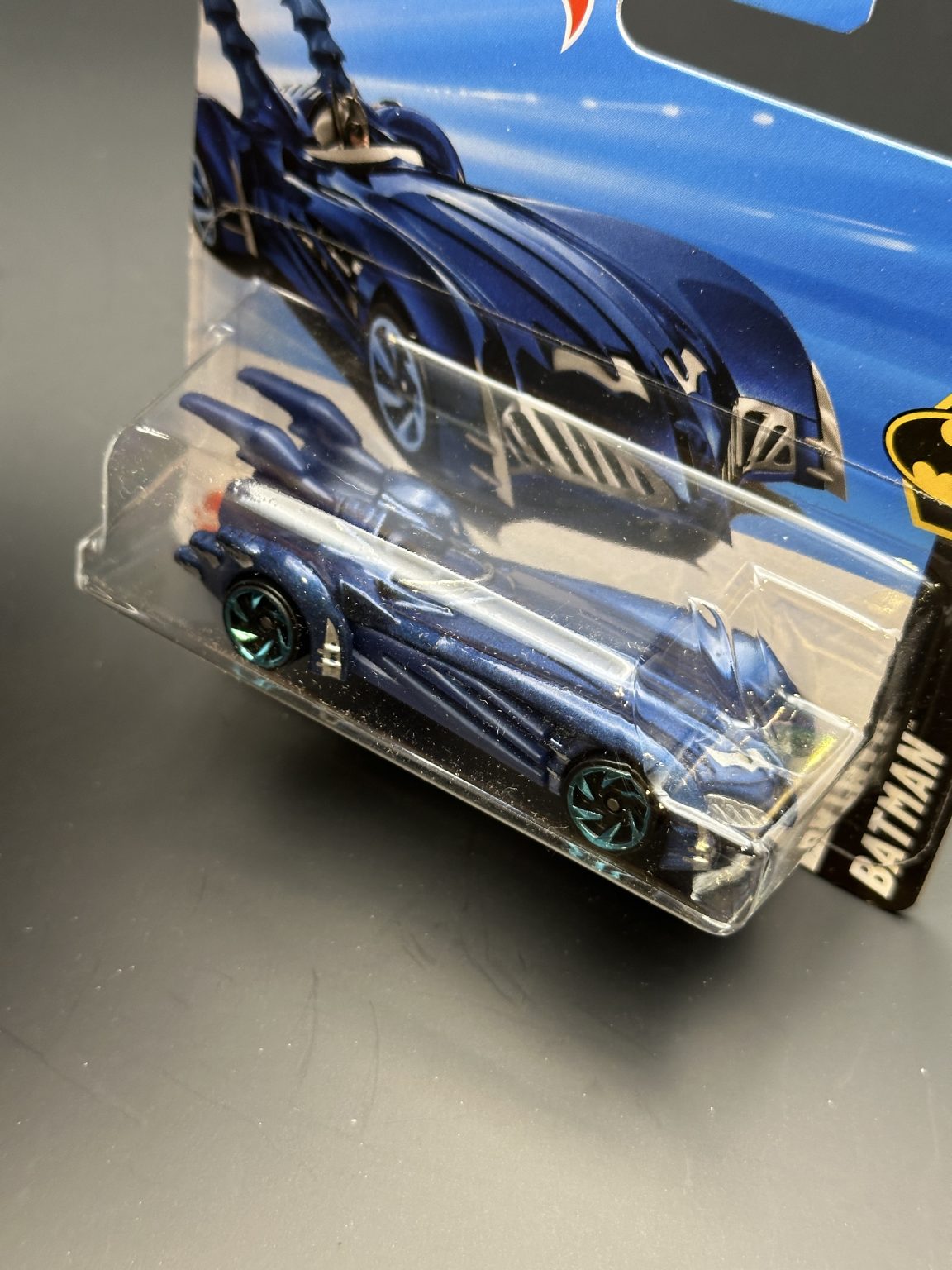 HOT WHEELS - BATMAN AND ROBIN BATMOBILE (2025) - HW BATMAN 1/5