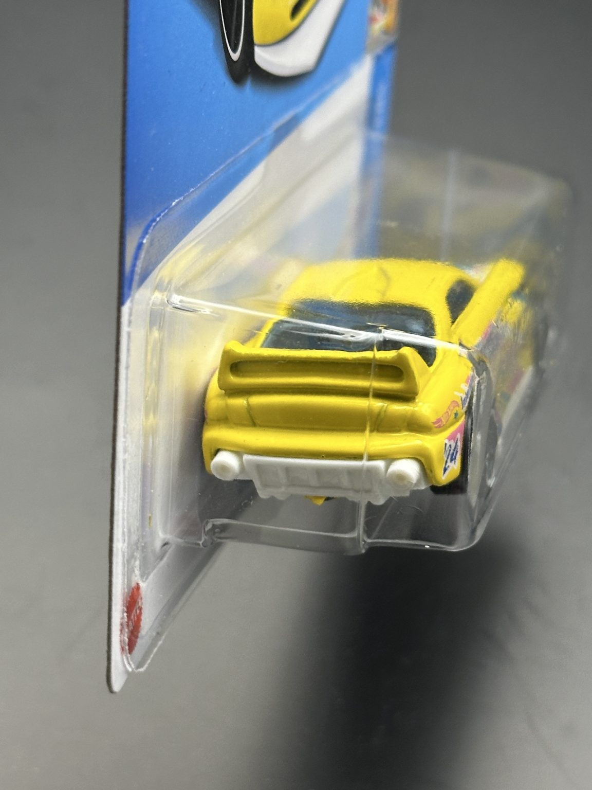 HOT WHEELS - 24 / SEVEN (2024) - HW CELEBRATION RACERS 9/10