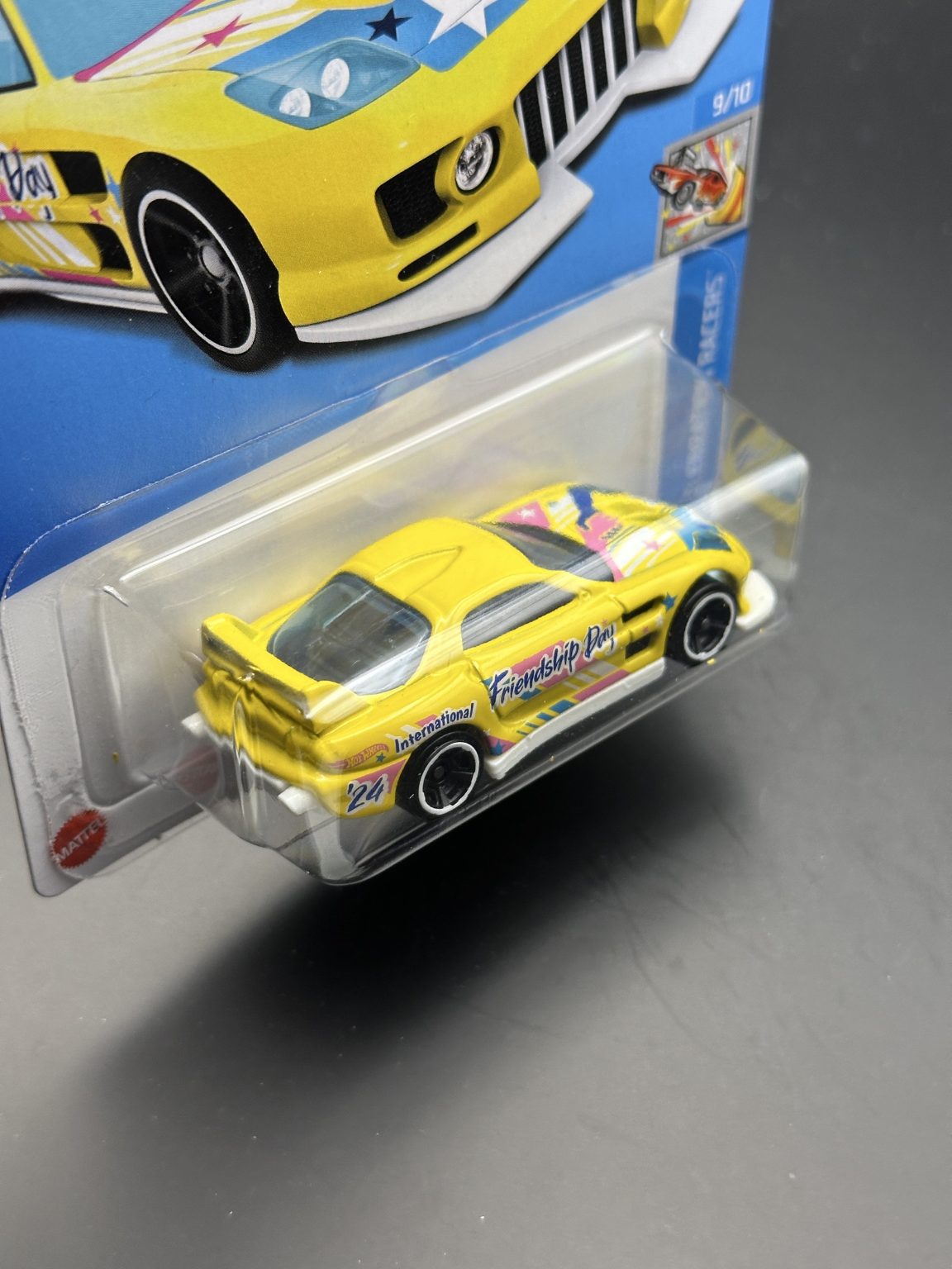 HOT WHEELS - 24 / SEVEN (2024) - HW CELEBRATION RACERS 9/10