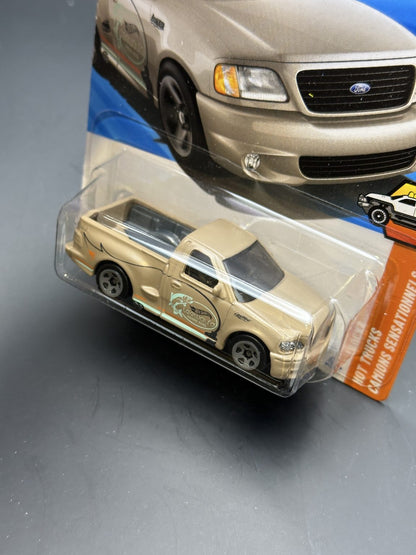 HOT WHEELS - 99 FORD F 150 SVT LIGHTNING (2025) - HW HOT TRUCKS 7/10