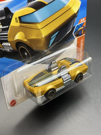 HOT WHEELS - TWIN DORADO (2025) - HW TRACK CHAMPS 3/5