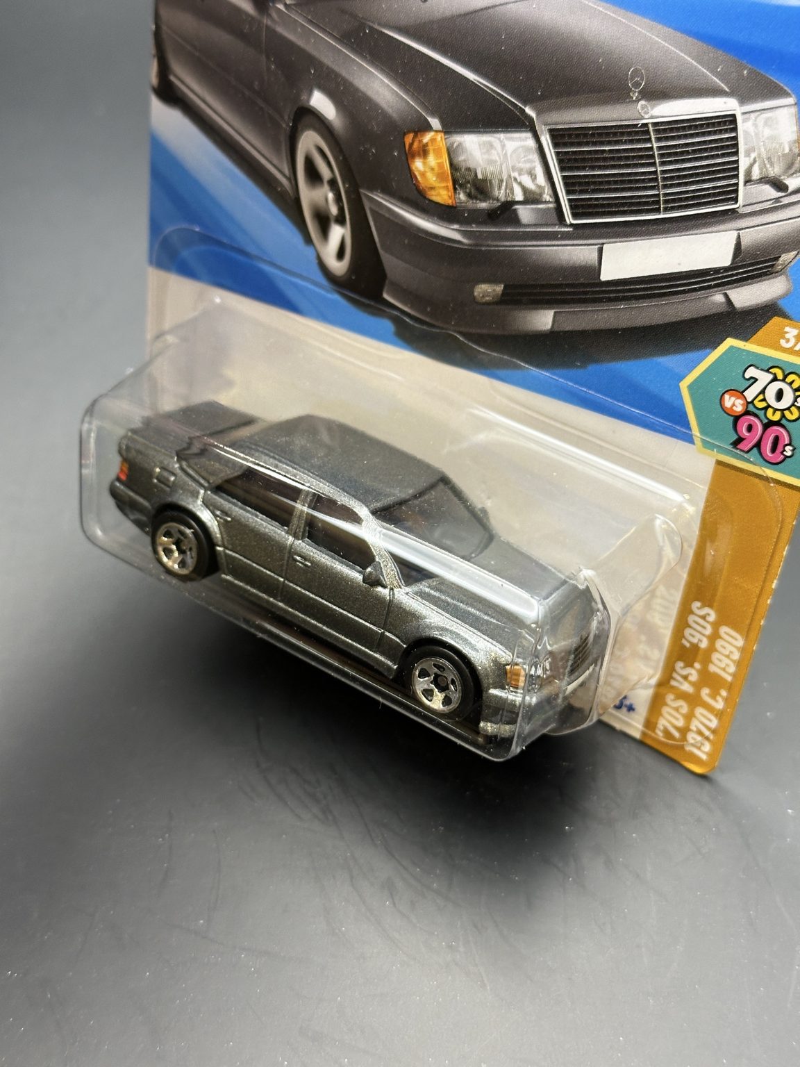 HOT WHEELS - MERCEDES BENZ 500 E (2025) - HW 70s VS 90s 3/10