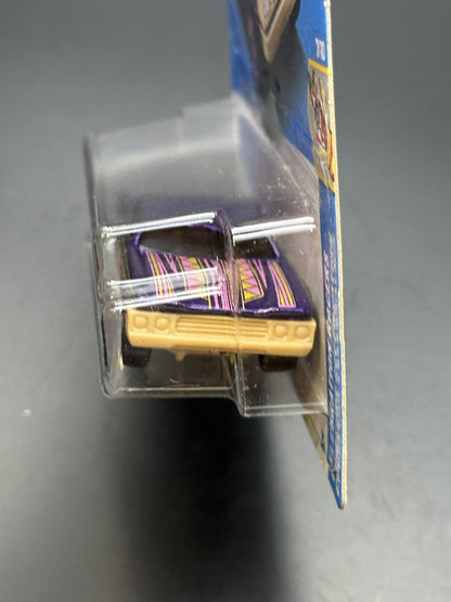 HOT WHEELS - LAYIN LOWRIDER (2025) - HW CELEBRATION RACERS 7/10