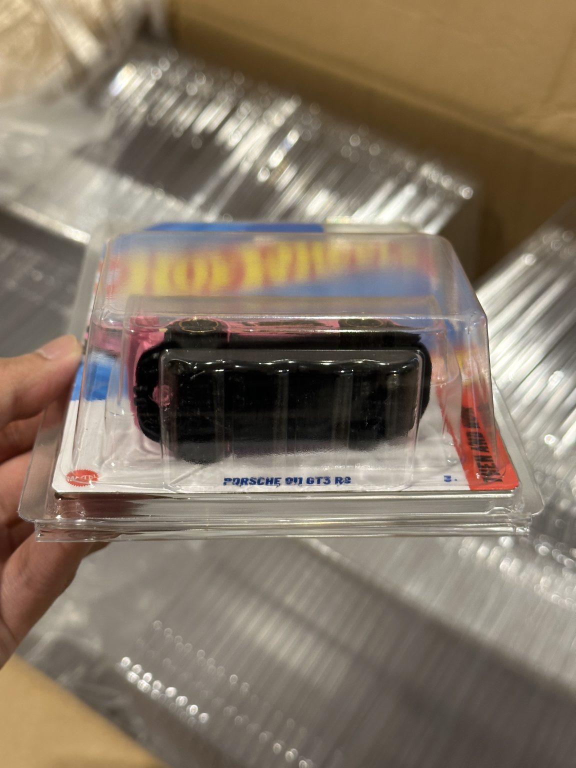 5x HOT WHEELS - MAINLINES - BASIC CARS - PROTECTOR / DISPLAY CASE