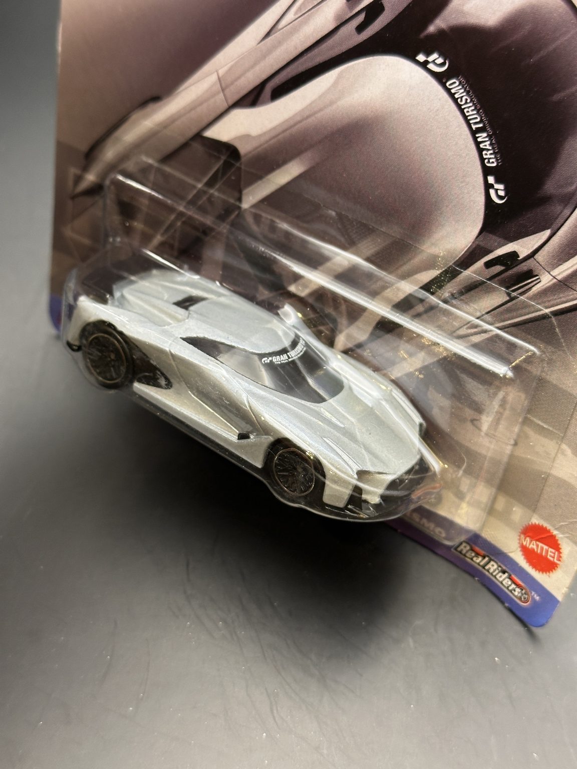 HOT WHEELS - NISSAN CONCEPT 2020 VISION GRAN TURISMO - MIX 2 - POP CULTURE