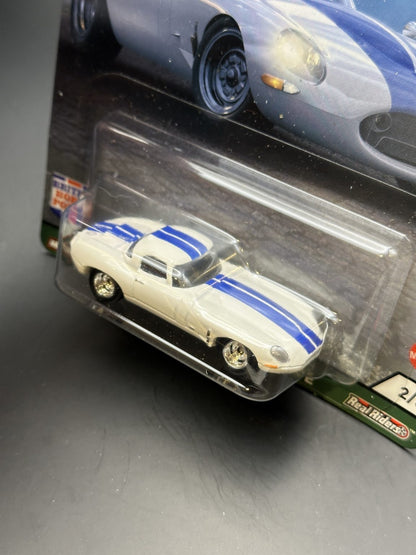 HOT WHEELS - JAGUAR LIGHTWEIGHT E-TYPE (2021) - BRITISH HORSEPOWER 2/5