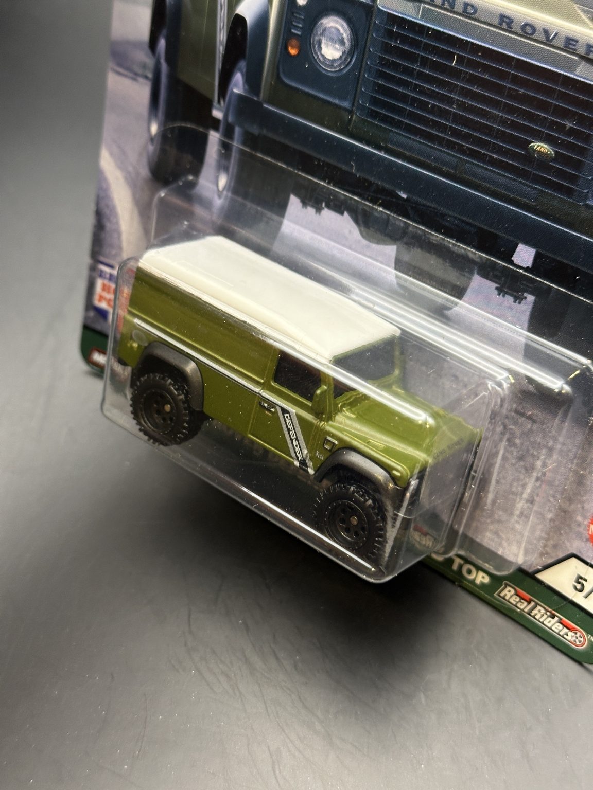 HOT WHEELS - LAND ROVER DEFENDER 110 HARD TOP (2021) - BRITISH HORSEPOWER 5/5