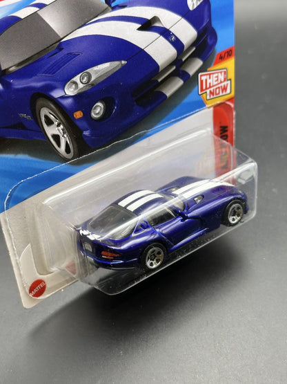 HOT WHEELS - 96 DODGE VIPER GTS (2025) - HW THEN AND NOW 4/10