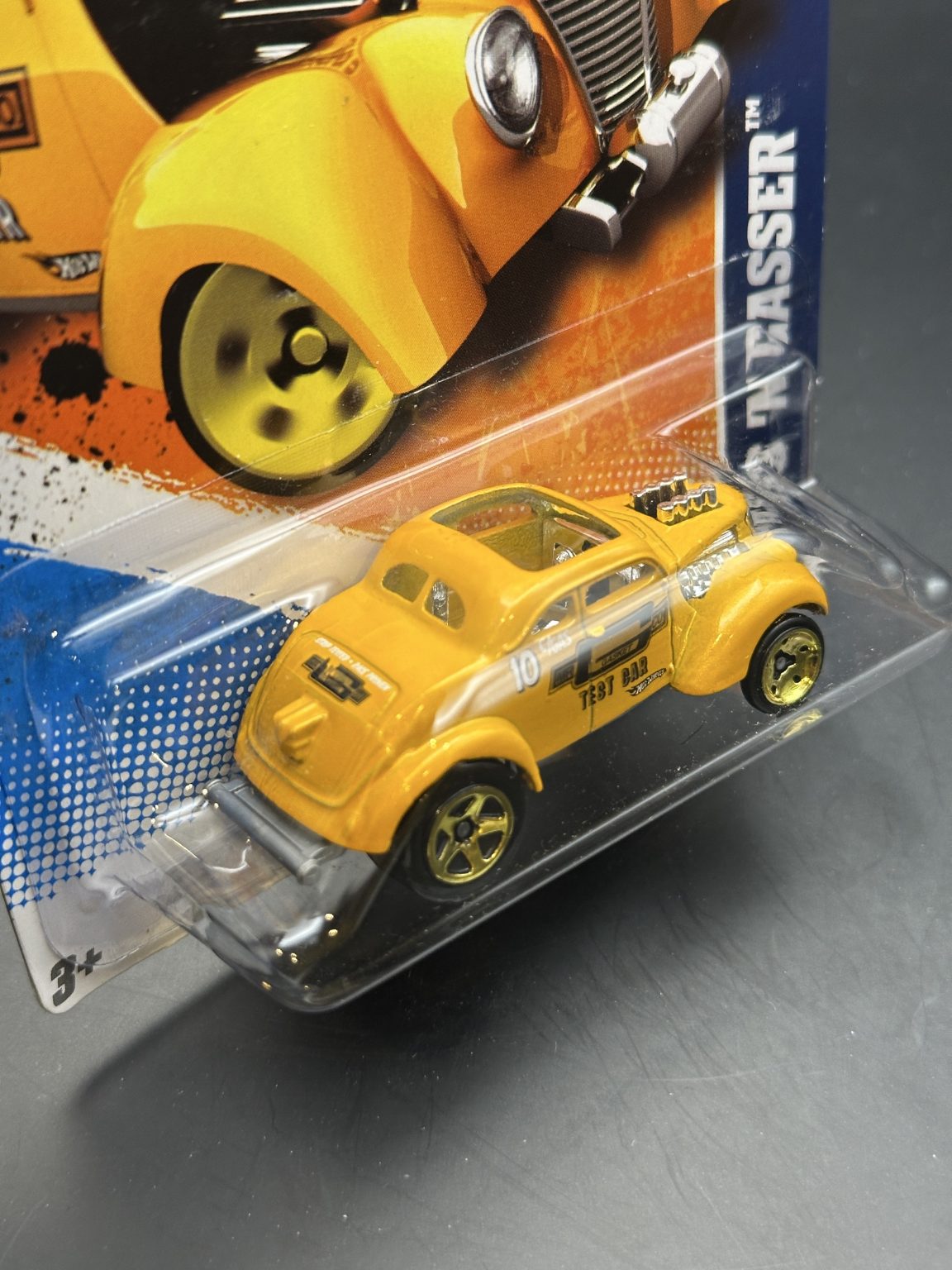 HOT WHEELS - PASS N GASSER (2010) - HW PERFORMANCE 6/10