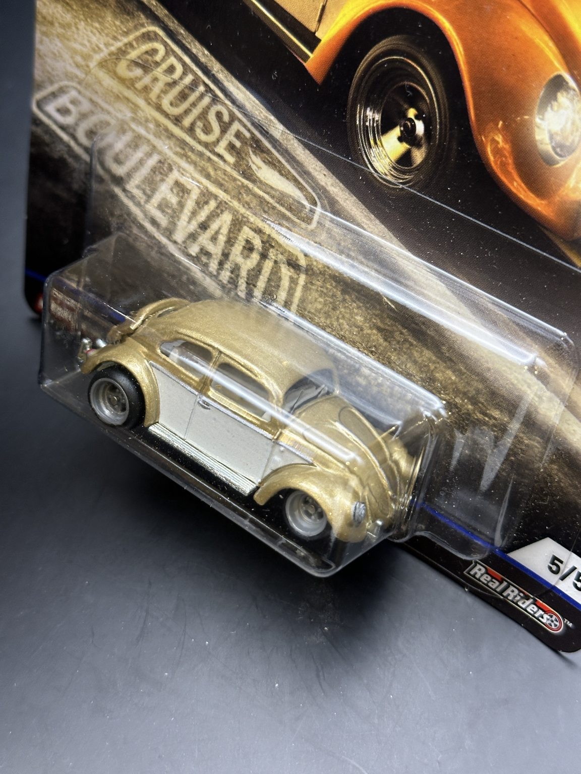 HOT WHEELS - VOLKSWAGEN CLASSIC BUG (2019) - CRUISE BOULEVARD 5/5