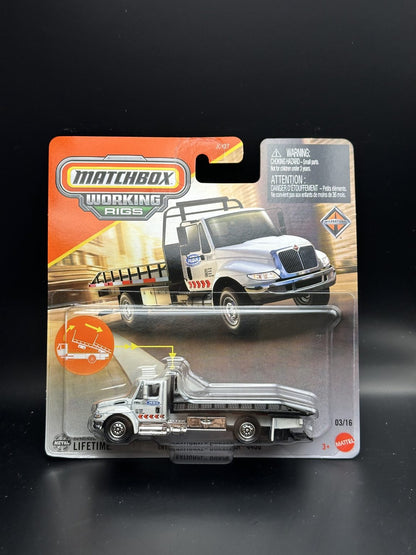 MATCHBOX WORKING RIGS - INTERNATIONAL DURASTAR 4400 - DIECAST