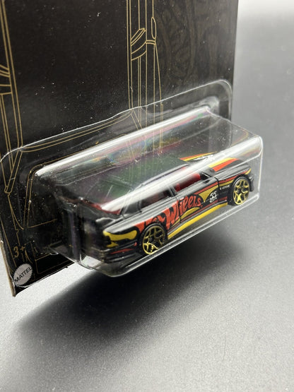 HOT WHEELS - 92 BMW M3 (2023) - 55th ANNIVERSARY BLACK & YELLOW 2/6