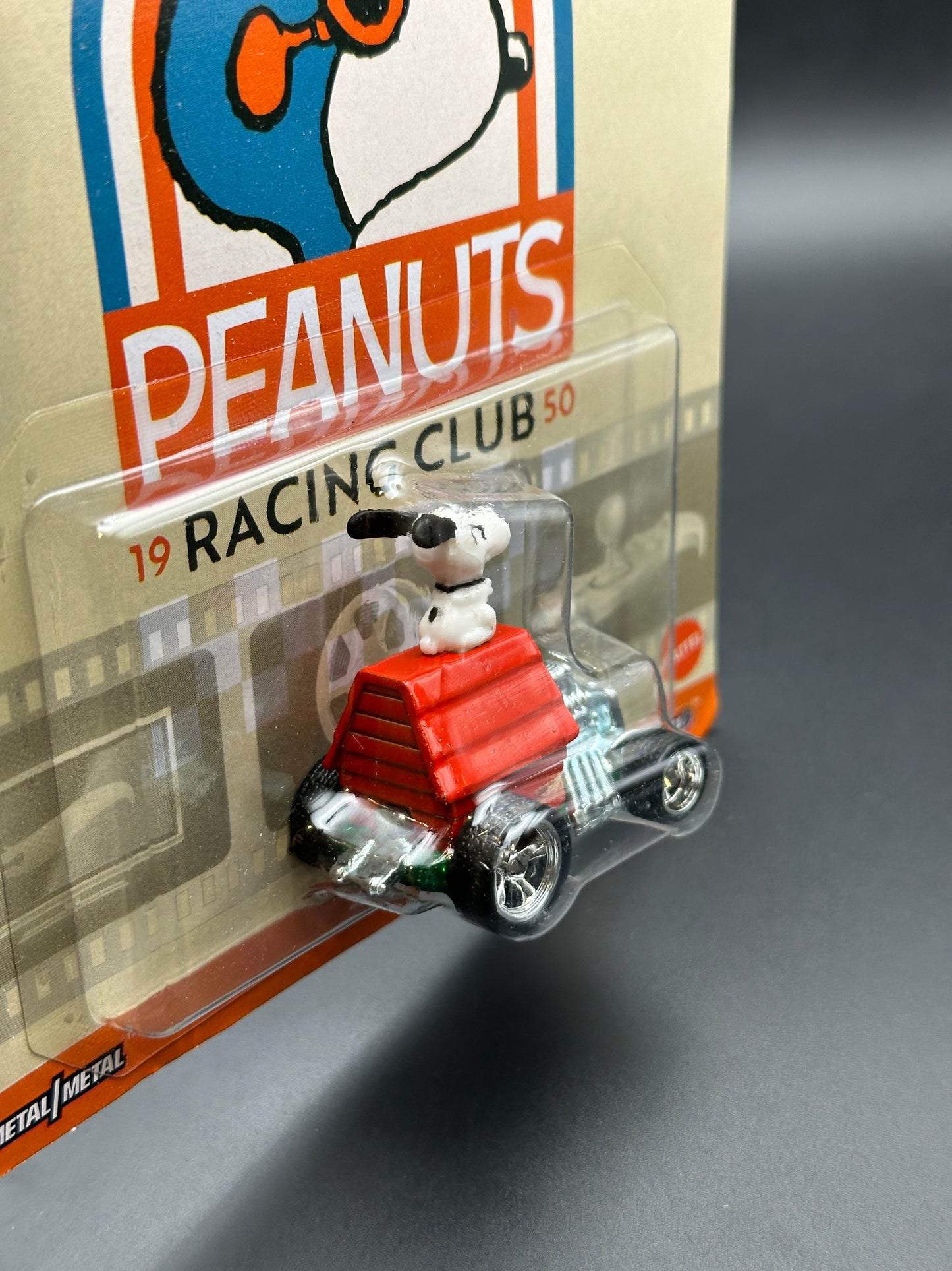 HOT WHEELS - SNOOPY - PEANUTS (2024) - MIX 2 - POP CULTURE