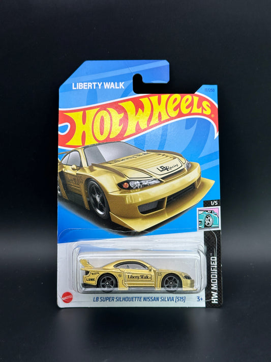 HOT WHEELS - LBWK SUPER SILHOUETTE NISSAN SILVIA S15 (2023) - HW MODIFIED 1/5