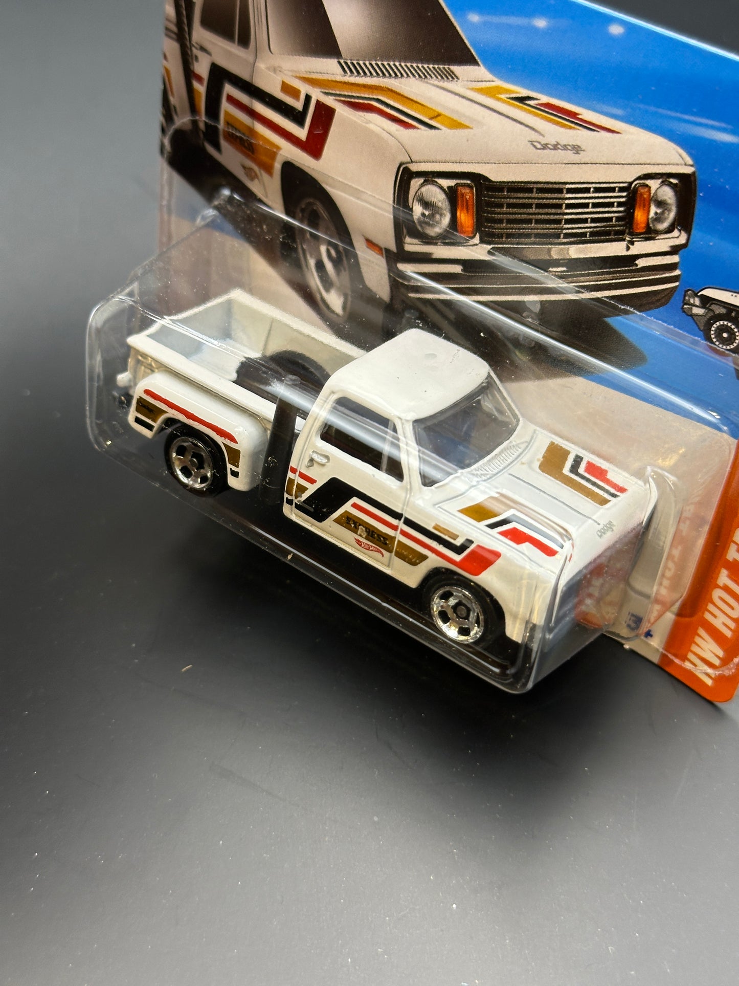 HOT WHEELS - 1978 DODGE LIL RED EXPRESS TRUCK (2025) - HW HOT TRUCKS 10/10