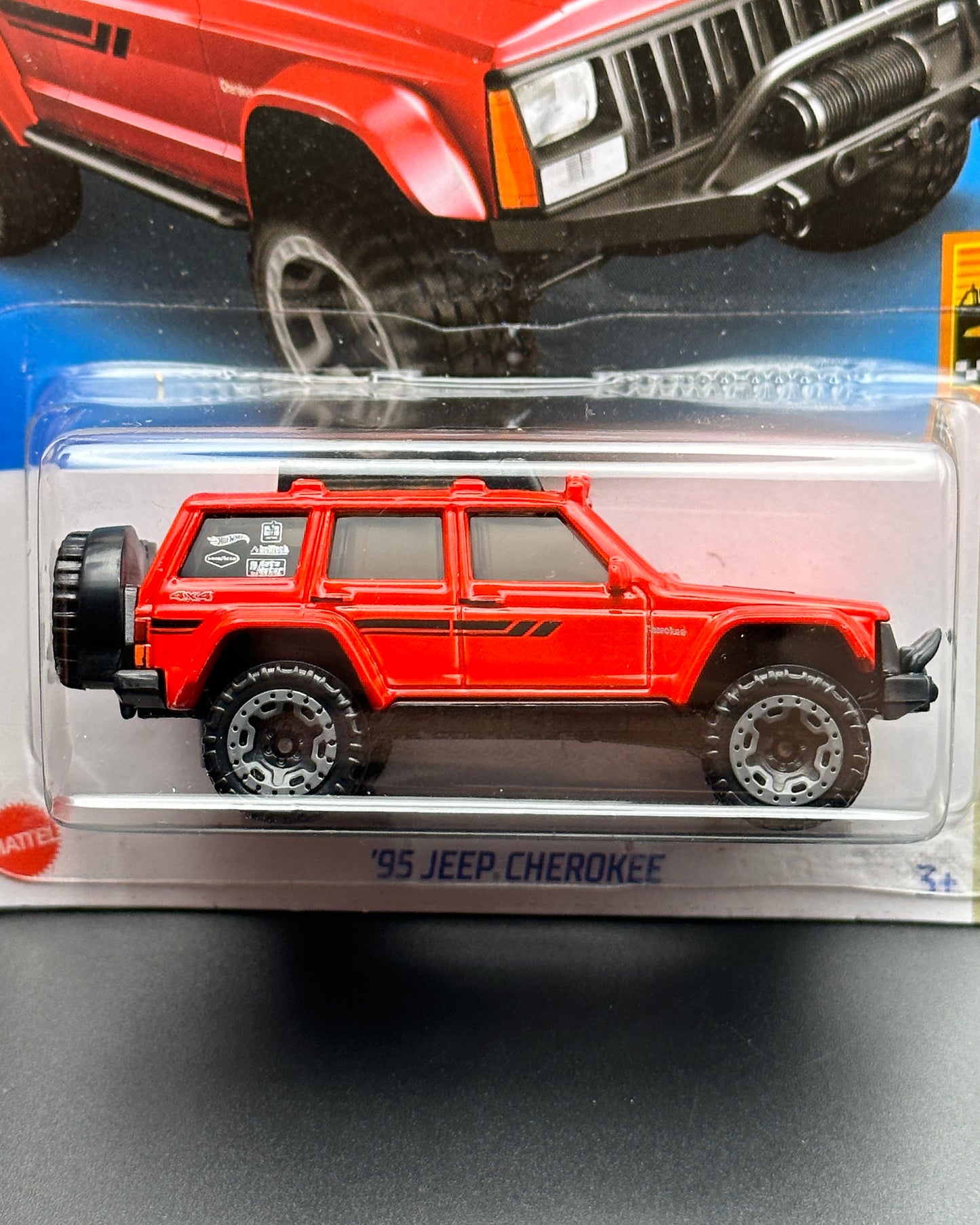 HOT WHEELS - 95 JEEP CHEROKEE (2022) - BAJA BLAZERS 10/10