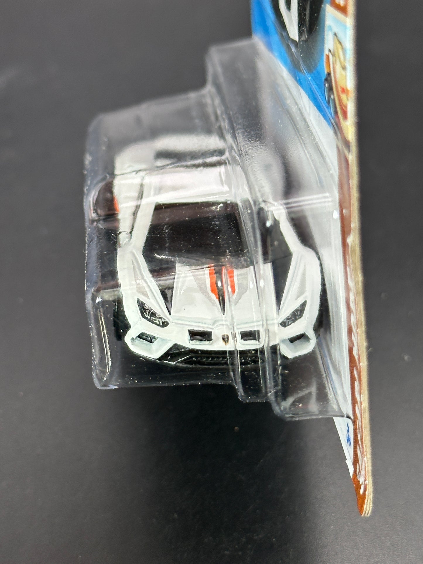 HOT WHEELS - LAMBORGHINI HURACAN STERRATO (2025) - HW SAFARI MODE 1/5