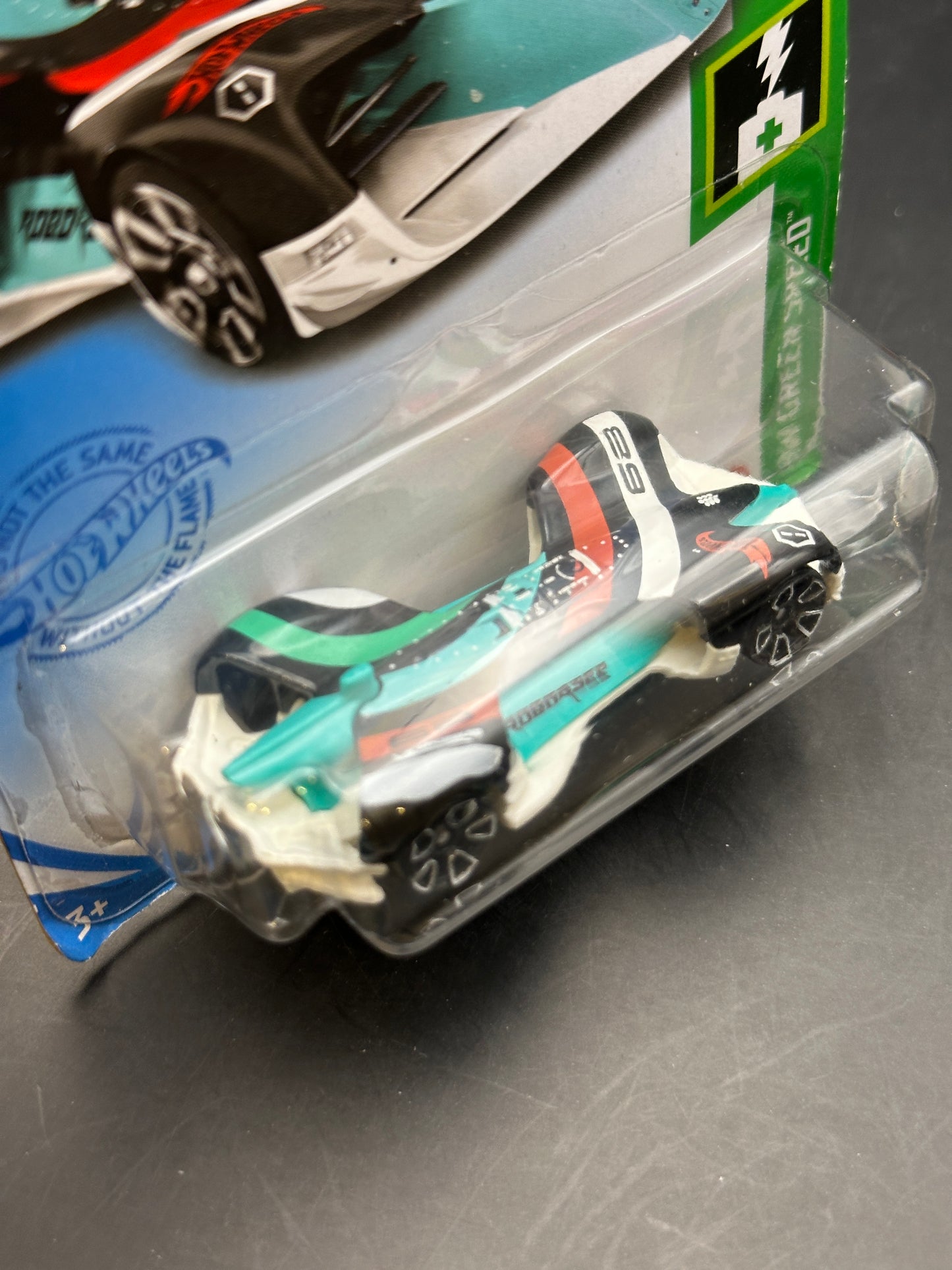 HOT WHEELS - ROBORACE ROBOCAR (2021) - HW GREEN SPEED 2/5