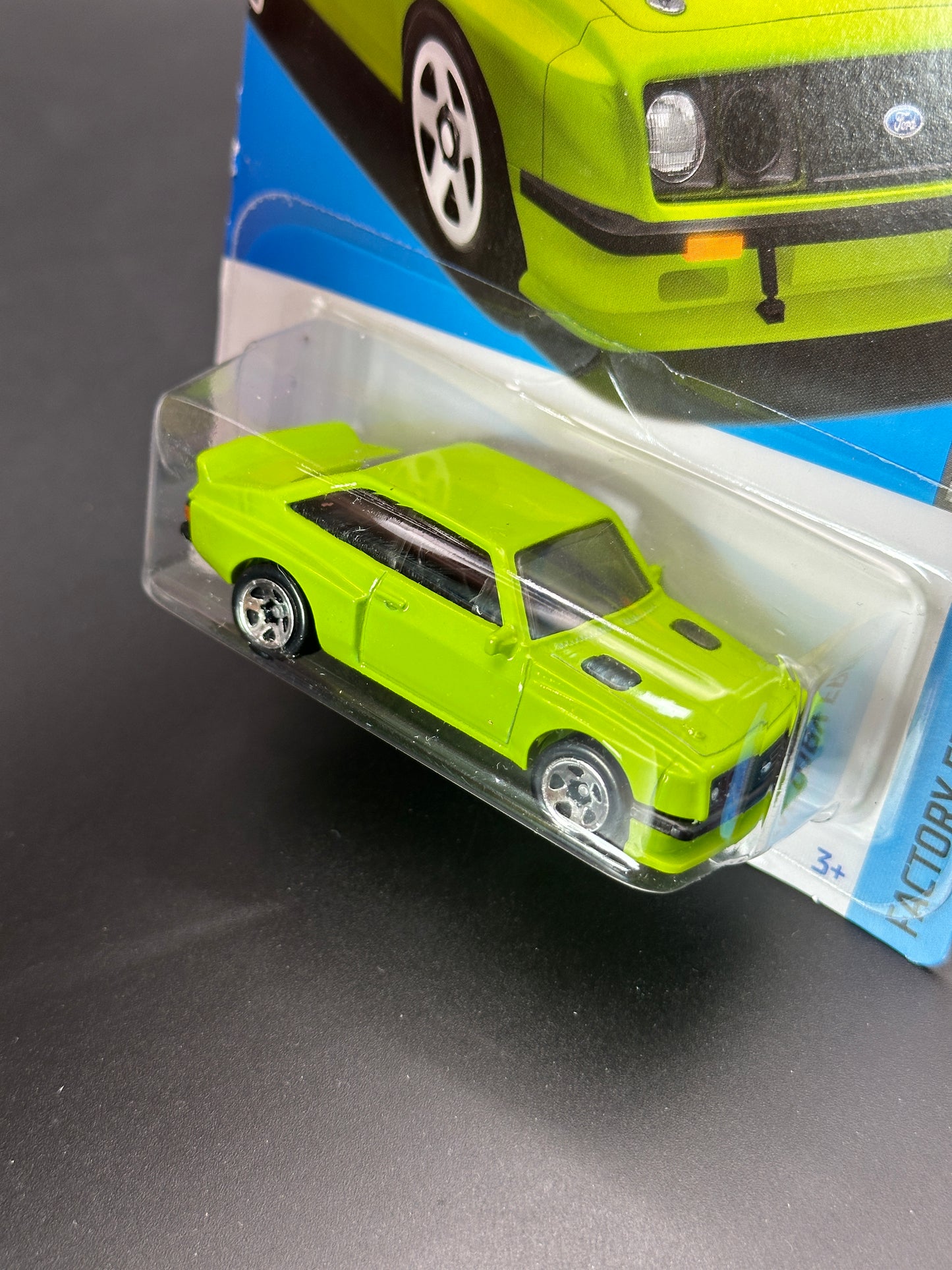 HOT WHEELS - FORD ESCORT RS2000 (2024) - FACTORY FRESH 1/10