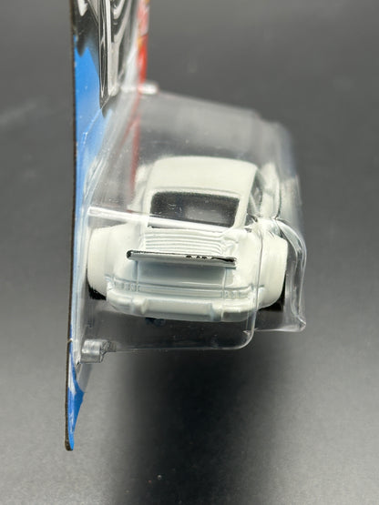 HOT WHEELS - PORSCHE 934 TURBO RSR (2018) - HW THEN AND NOW 2/10