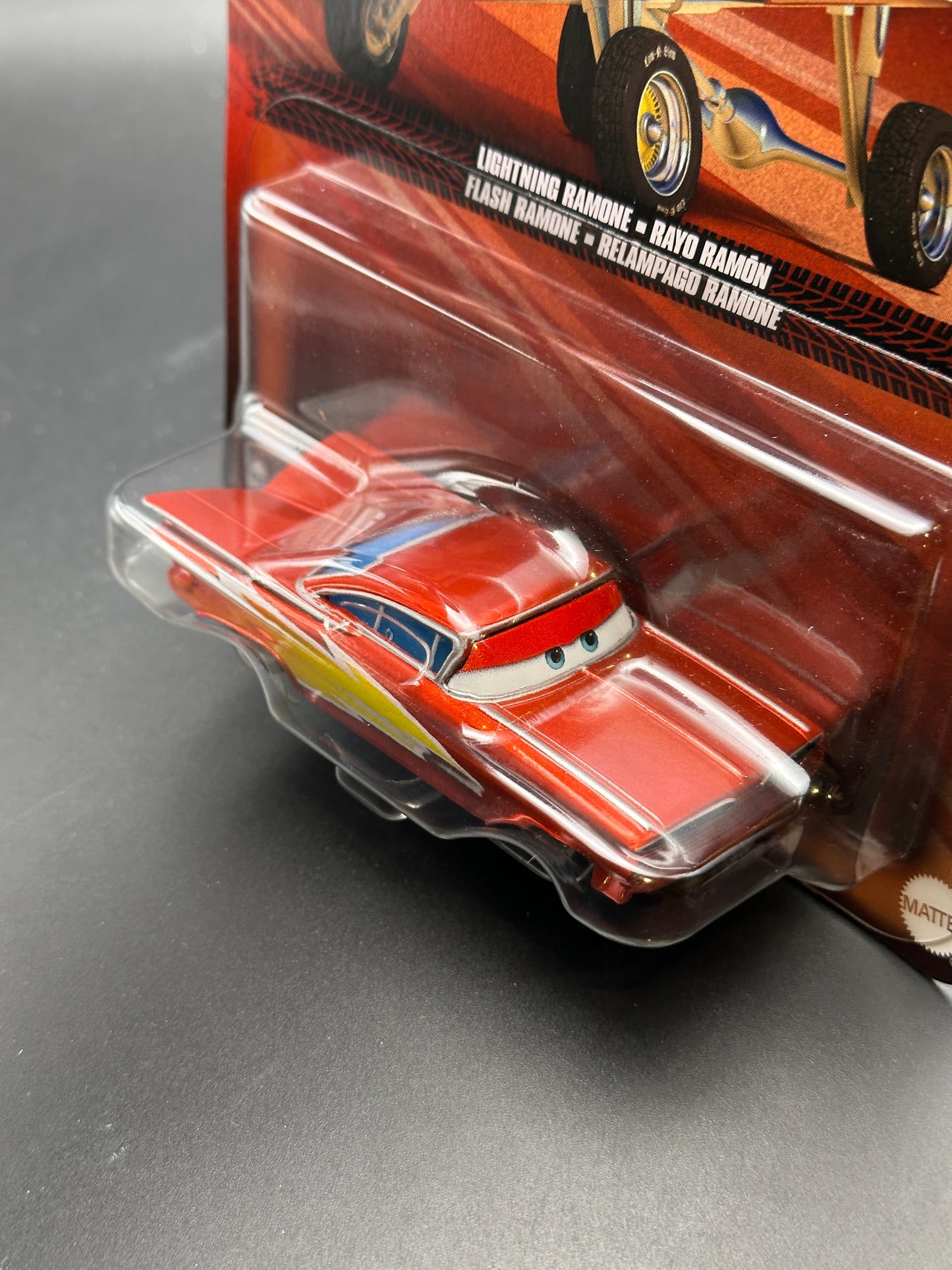 DISNEY PIXAR CARS - LIGHTNING RAMONE - CARS - DIECAST