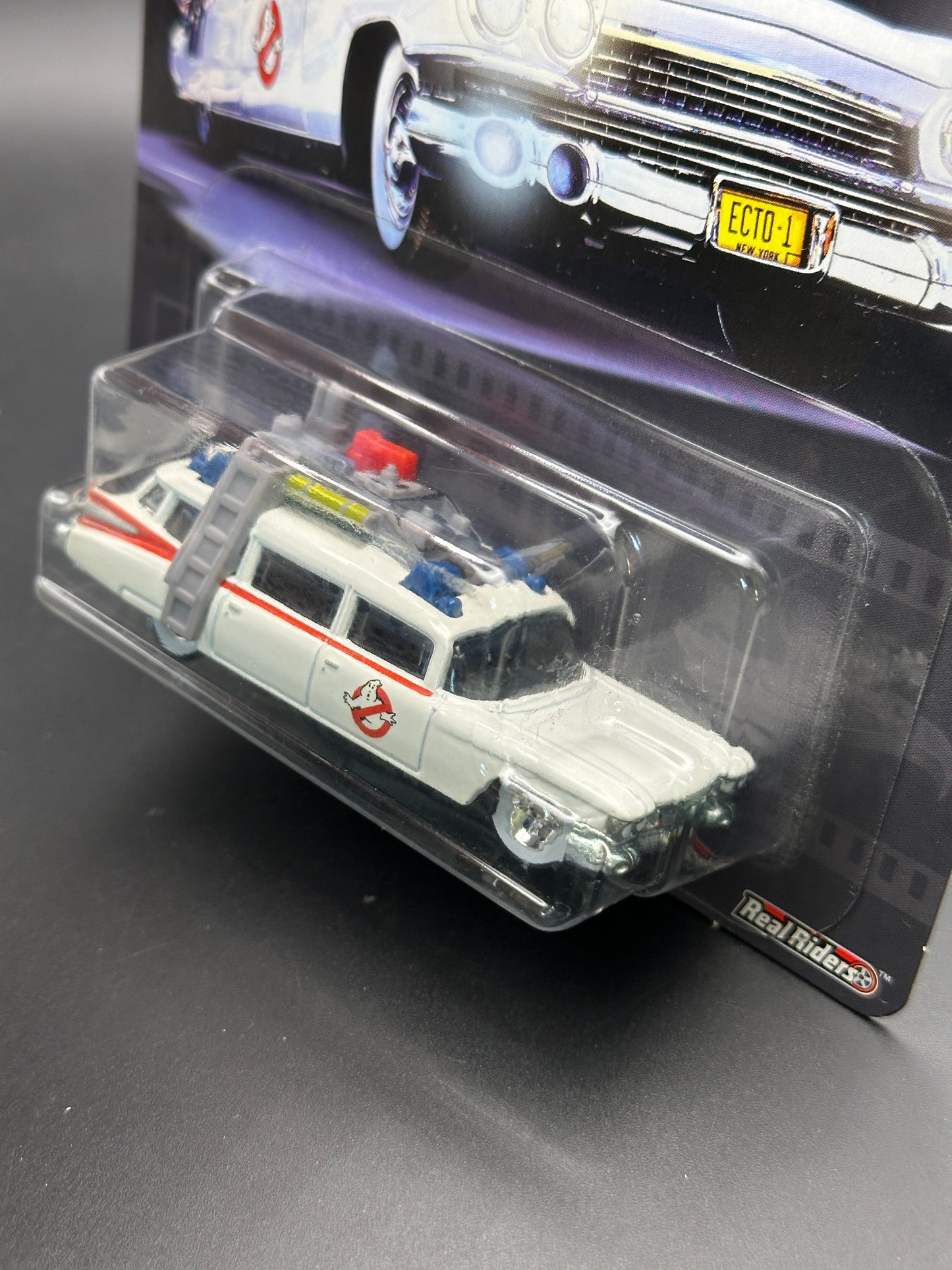 HOT WHEELS - GHOSTBUSTERS ECTO 1 - GHOSTBUSTERS - POP CULTURE