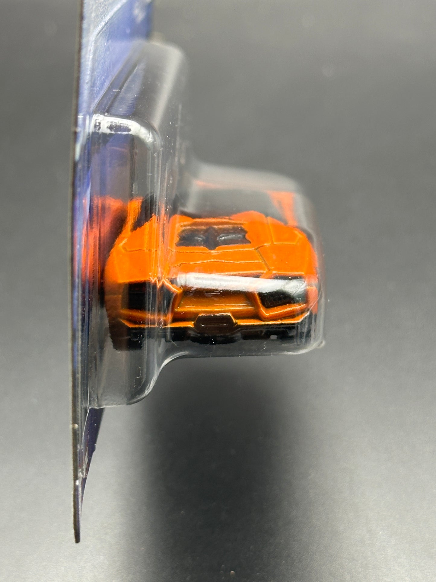 HOT WHEELS - LAMBORGHINI REVENTON ROADSTER (2024) - EXOTIC ENVY 2/5