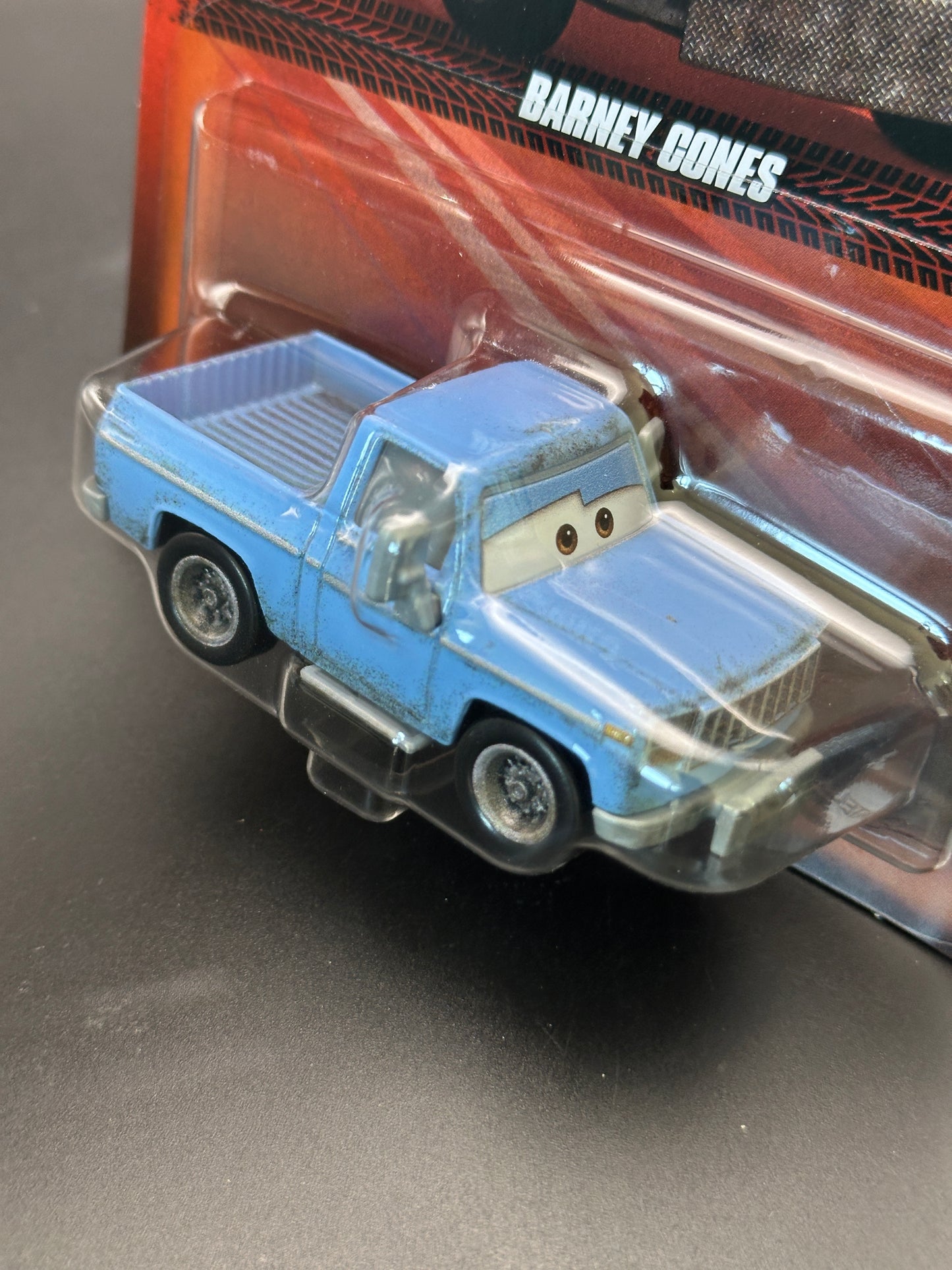 DISNEY PIXAR CARS - BARNEY CONES - CARS - DIECAST
