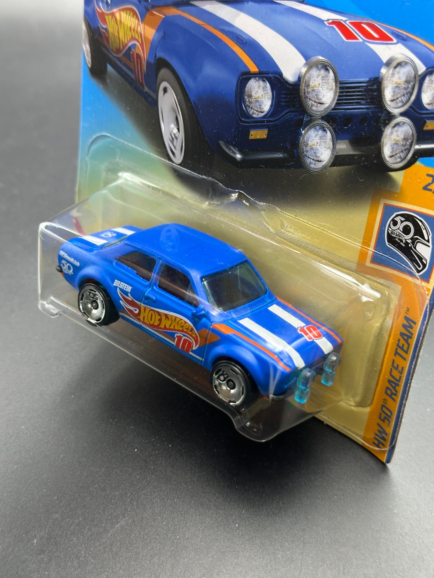 HOT WHEELS - 70 FORD ESCORT RS1600 (2018) - HW 50th RACE TEAM 2/10