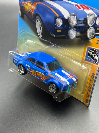 HOT WHEELS - 70 FORD ESCORT RS1600 (2018) - HW 50th RACE TEAM 2/10