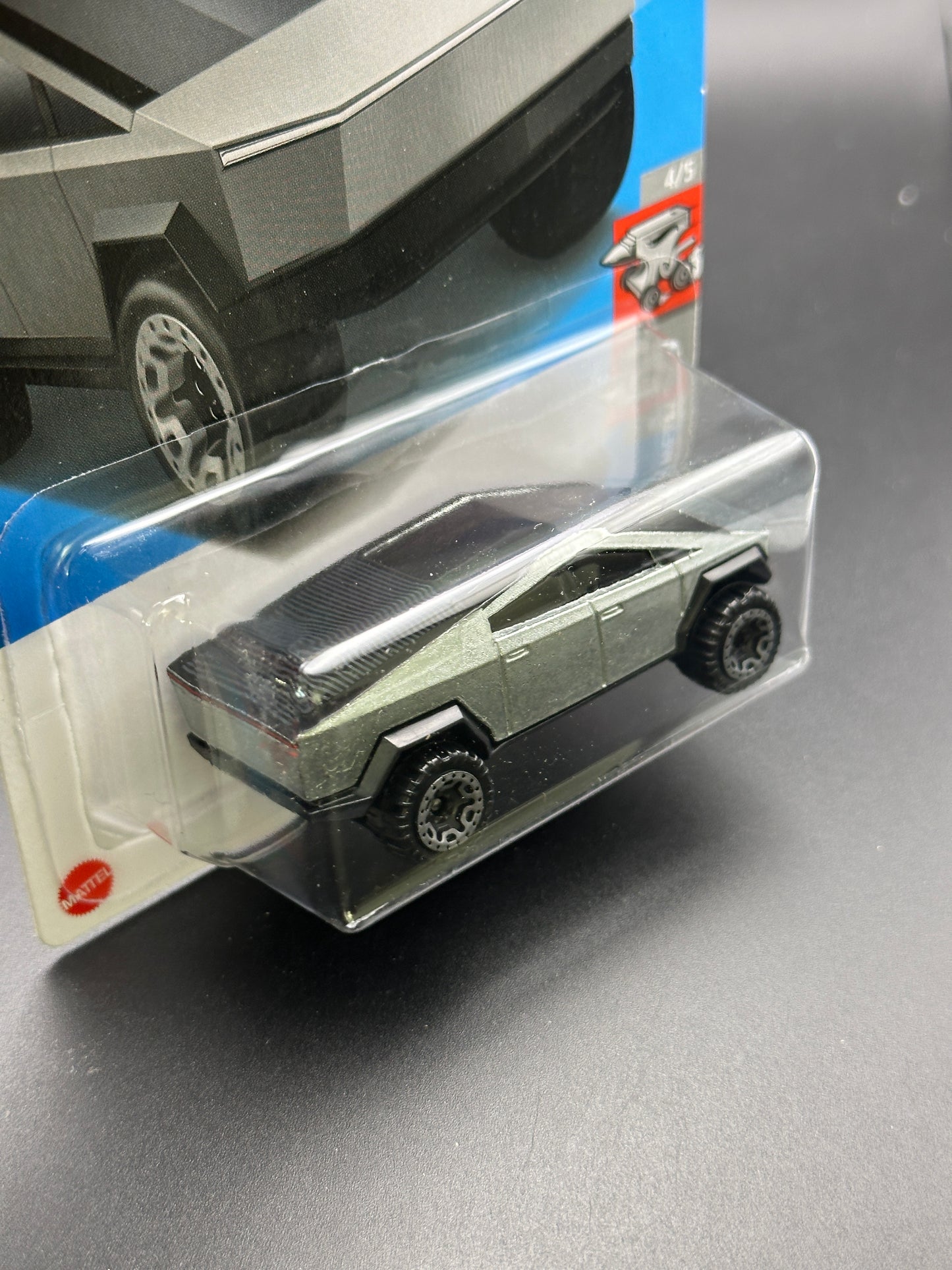 HOT WHEELS - TESLA CYBERTRUCK (2024) - HW ROLLING METAL 4/5