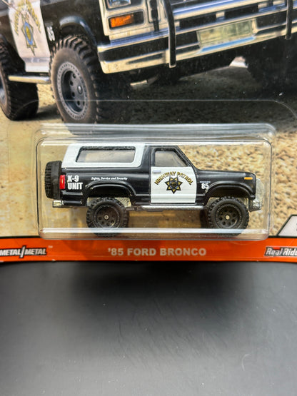 HOT WHEELS - 85 FORD BRONCO (2020) - CAR CULTURE WILD TERRAIN 2/5
