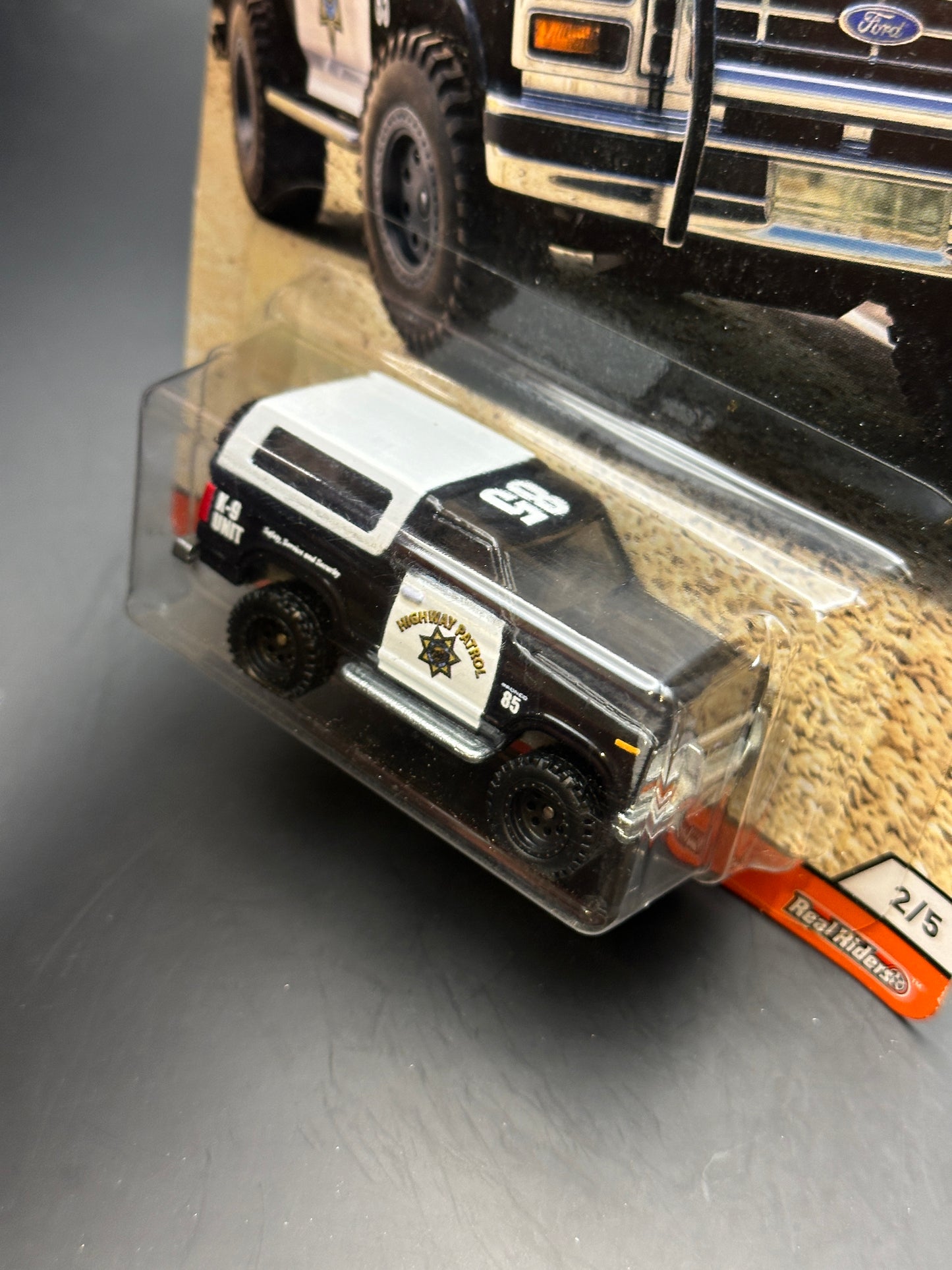 HOT WHEELS - 85 FORD BRONCO (2020) - CAR CULTURE WILD TERRAIN 2/5