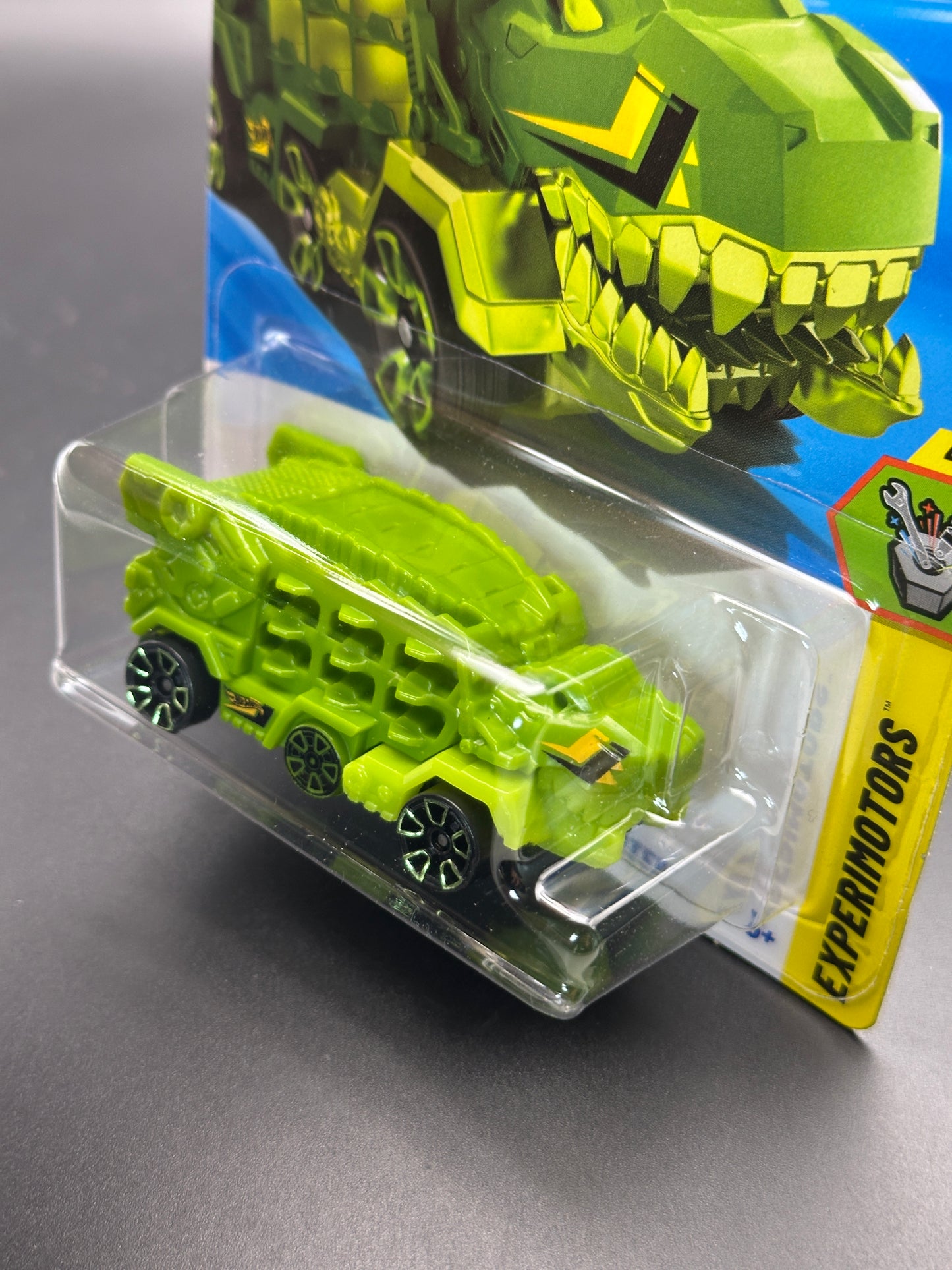 HOT WHEELS - HW ULTIMATE T-REX TRANSPORTER (2025) - HW EXPERIMOTORS 4/10