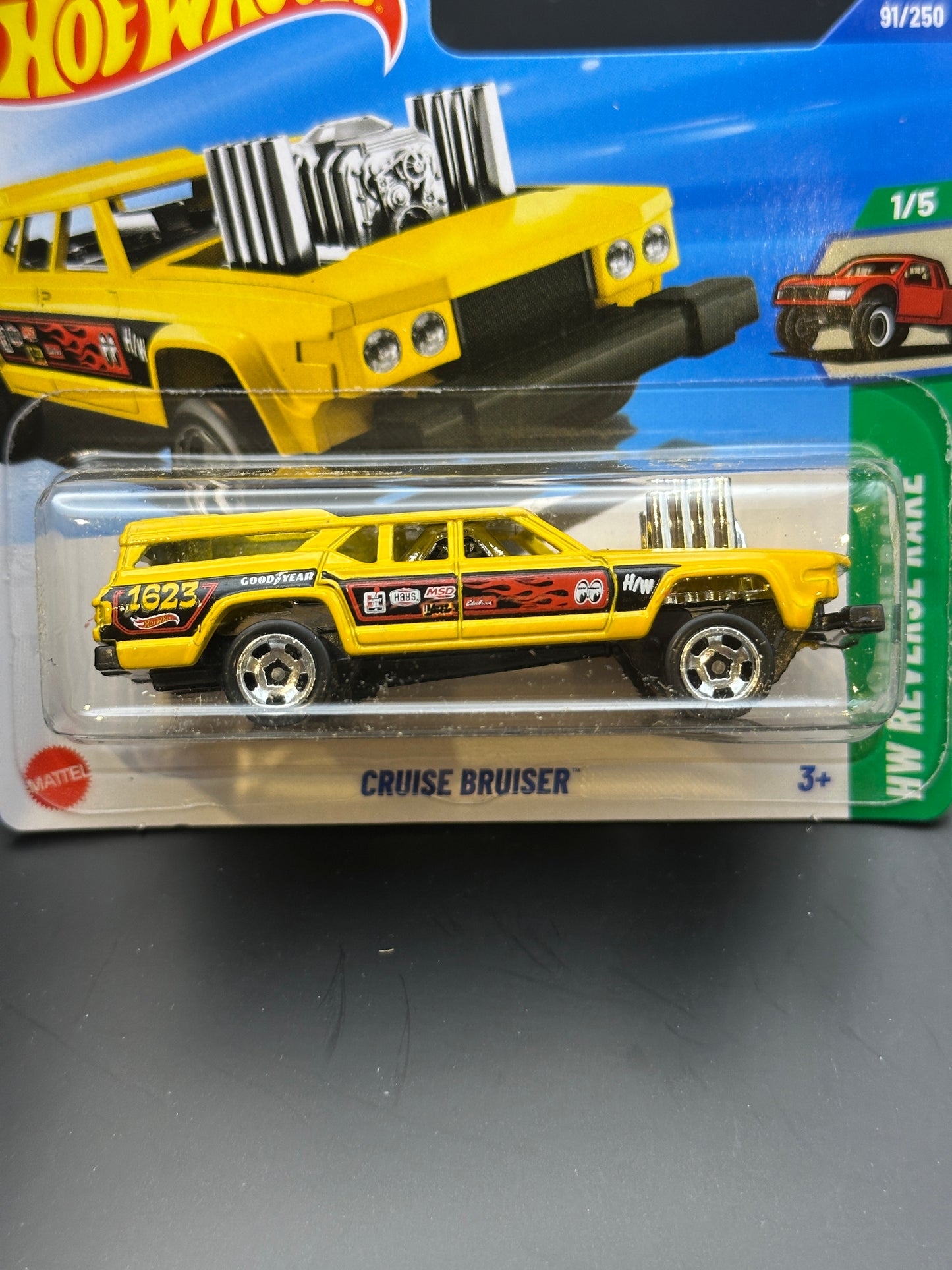 HOT WHEELS - CRUISE BRUISER (2025) - HW REVERSE RAKE 1/5