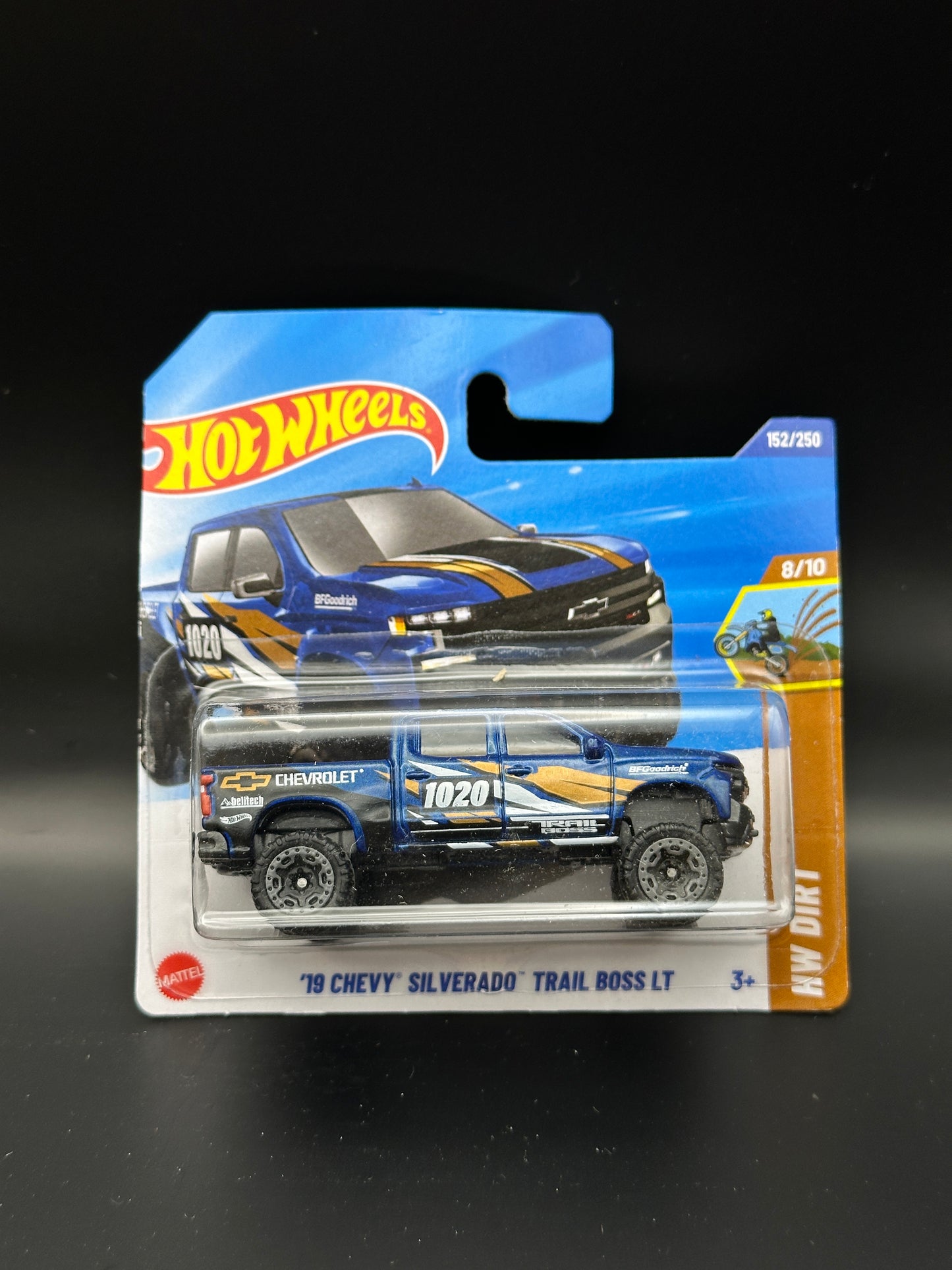 HOT WHEELS - 19 CHEVY SILVERADO TRAIL BOSS LT (2025) - HW DIRT 8/10