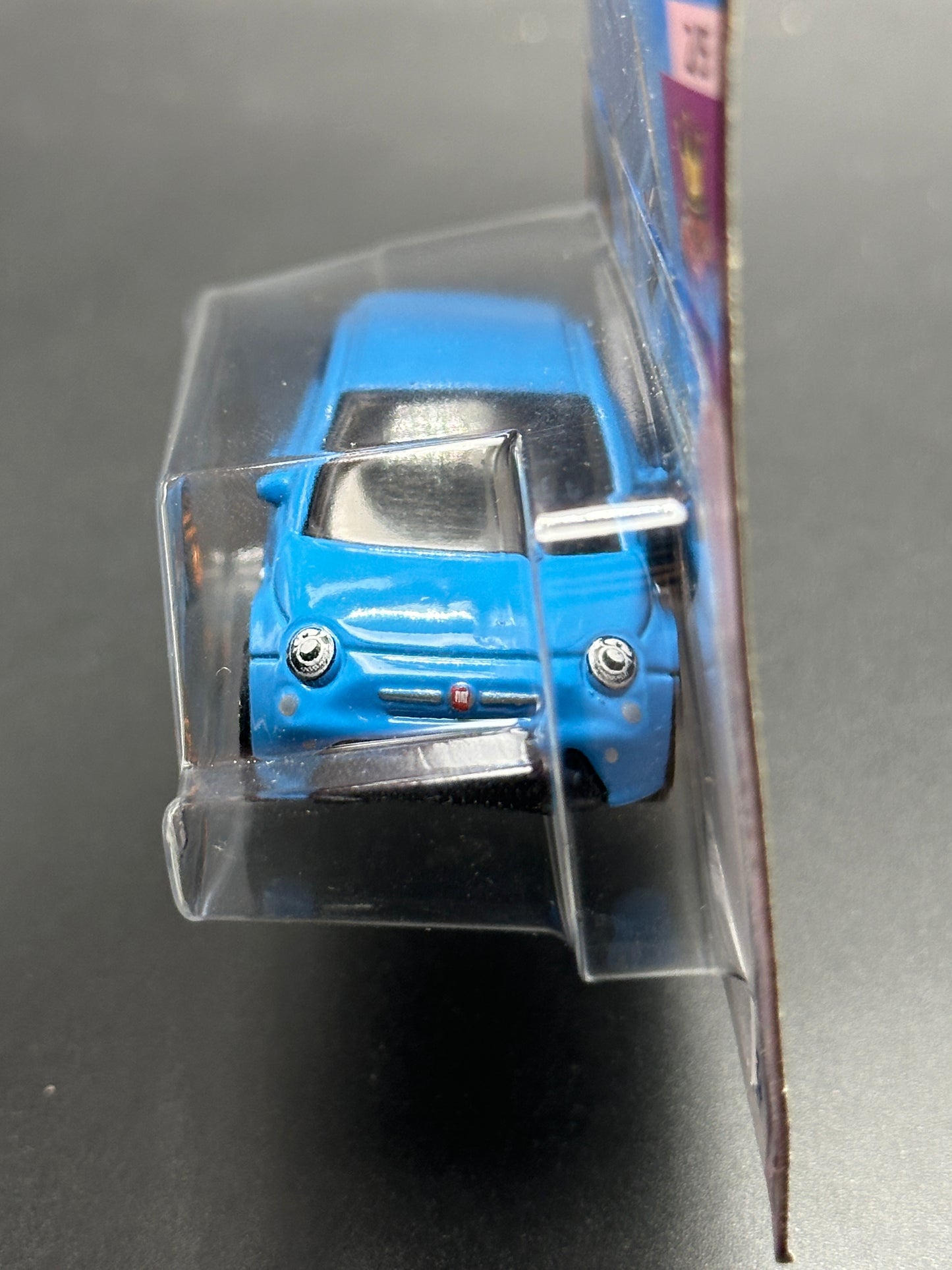 HOT WHEELS - FIAT 500e (2024) - COMPACT KINGS 2/5