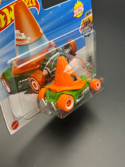 HOT WHEELS - CONE SHAKER (2025) - HW METRO 5/5