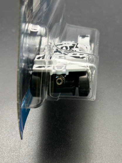 HOT WHEELS - THE DARK KNIGHT BATMOBILE (2026) - BATMAN SERIES 2/15