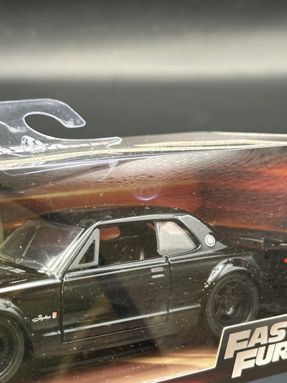 JADA DIECAST CARS - BRIANS NISSAN SKYLINE 2000 GT-R KPGC10 - FAST AND FURIOUS 1/32 SCALE
