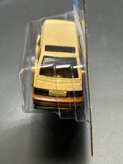 HOT WHEELS - 1986 TOYOTA VAN (2023) - HW J IMPORTS 6/10