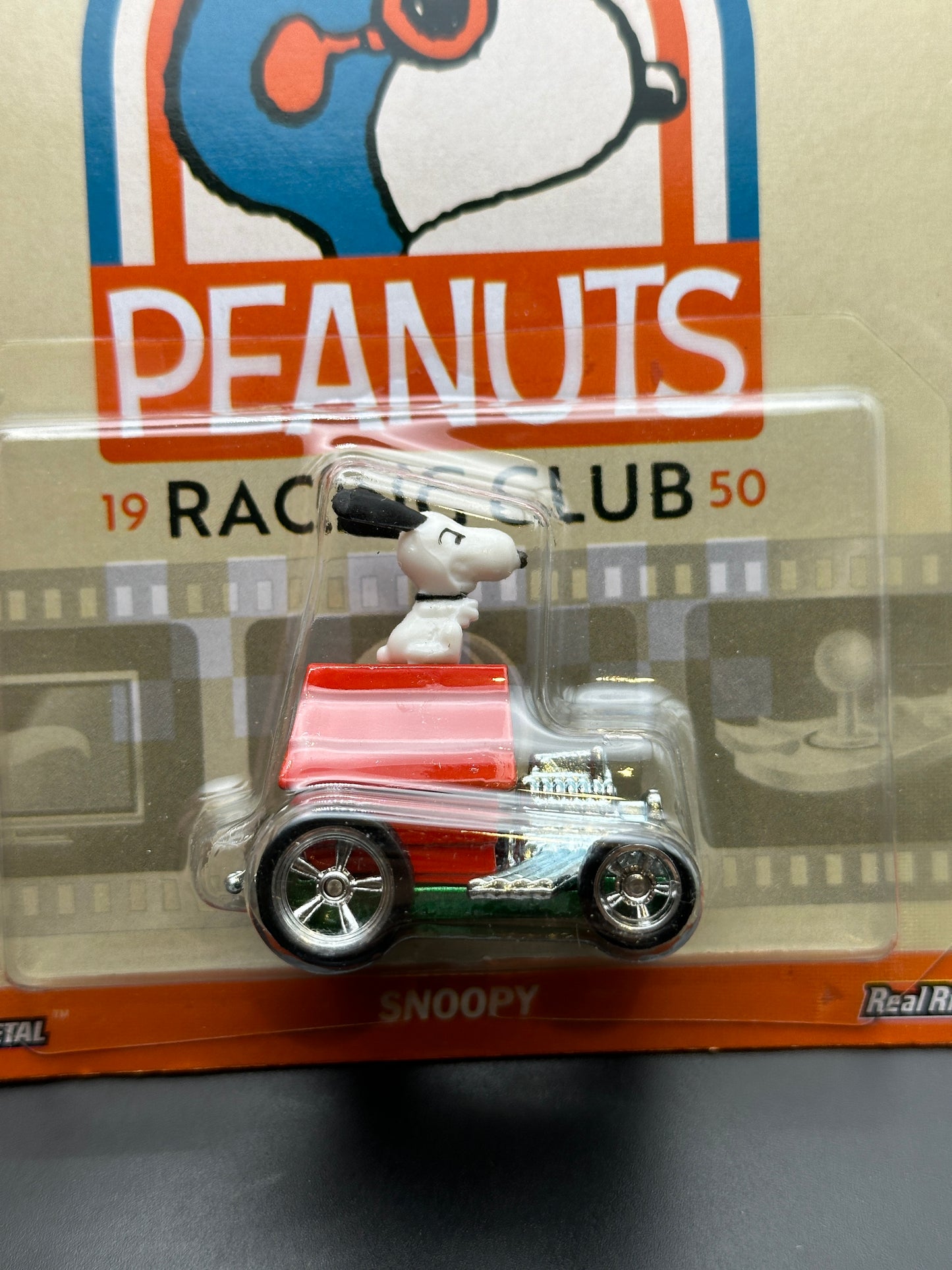 HOT WHEELS - SNOOPY - PEANUTS (2024) - MIX 2 - POP CULTURE