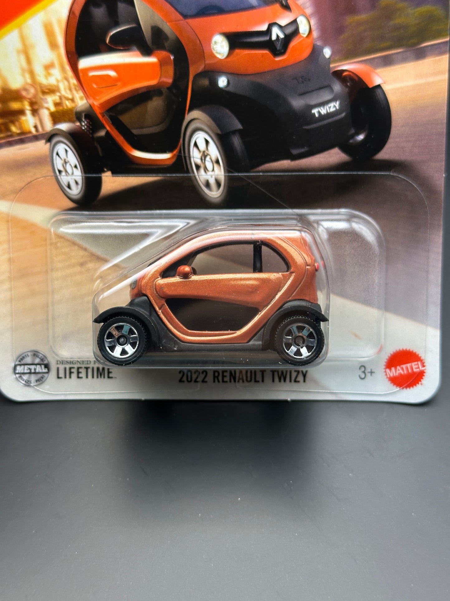 MATCHBOX - 2022 RENAULT TWIZY - MATCHBOX DIECAST 33/125