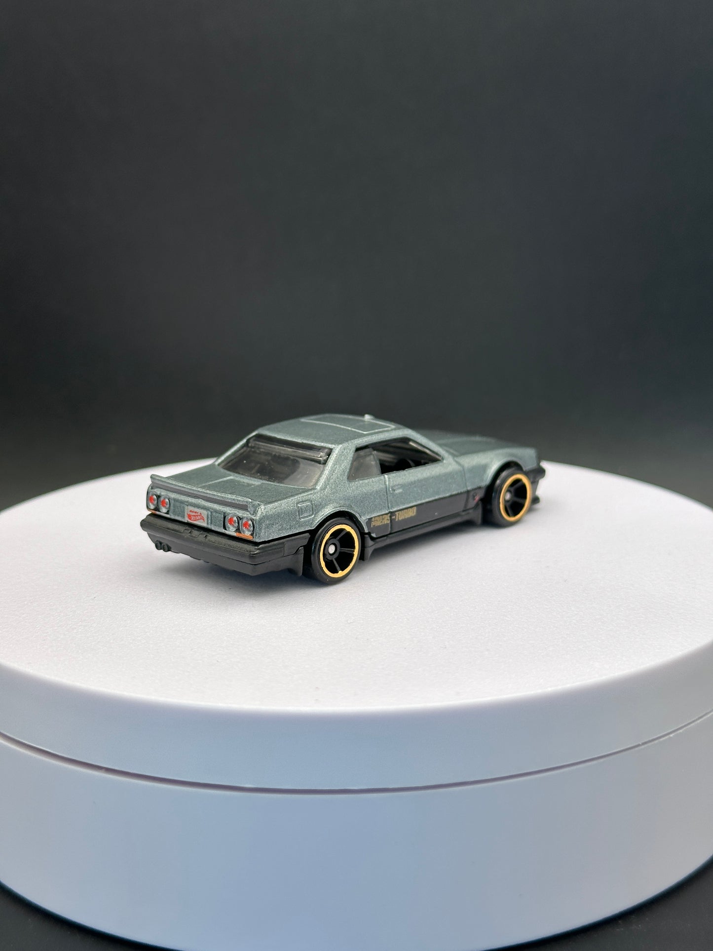 HOT WHEELS - 82 NISSAN SKYLINE KDR30 (2018) - FACTORY FRESH 10/10 - LOOSE