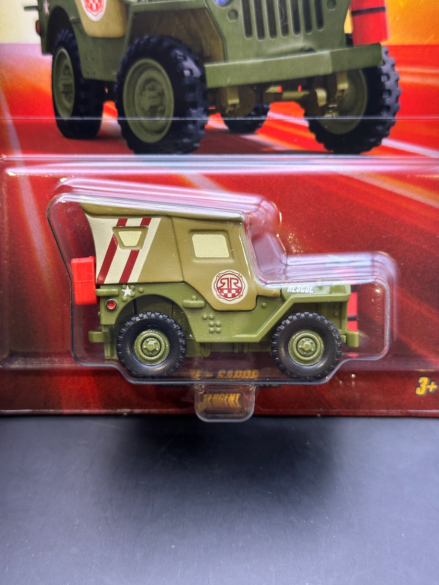 DISNEY PIXAR CARS - SARGE - RADIATOR SPRINGS RACE AND RESCUE CARS - DIECAST