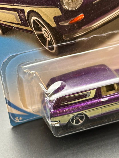 HOT WHEELS - CUSTOM 69 VOLKSWAGEN SQUAREBACK (2019) - HW VOLKSWAGEN 4/10