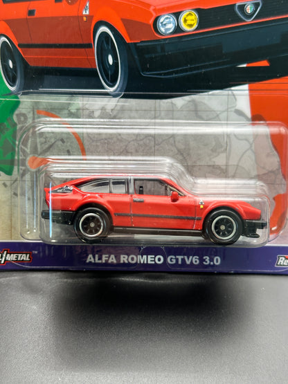 HOT WHEELS - ALFA ROMEO GTV6 3.0 (2024) - CAR CULTURE - WORLD TOUR 1/5