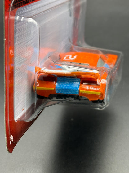 DISNEY PIXAR CARS - RYAN INSIDE LANEY - CARS - DIECAST