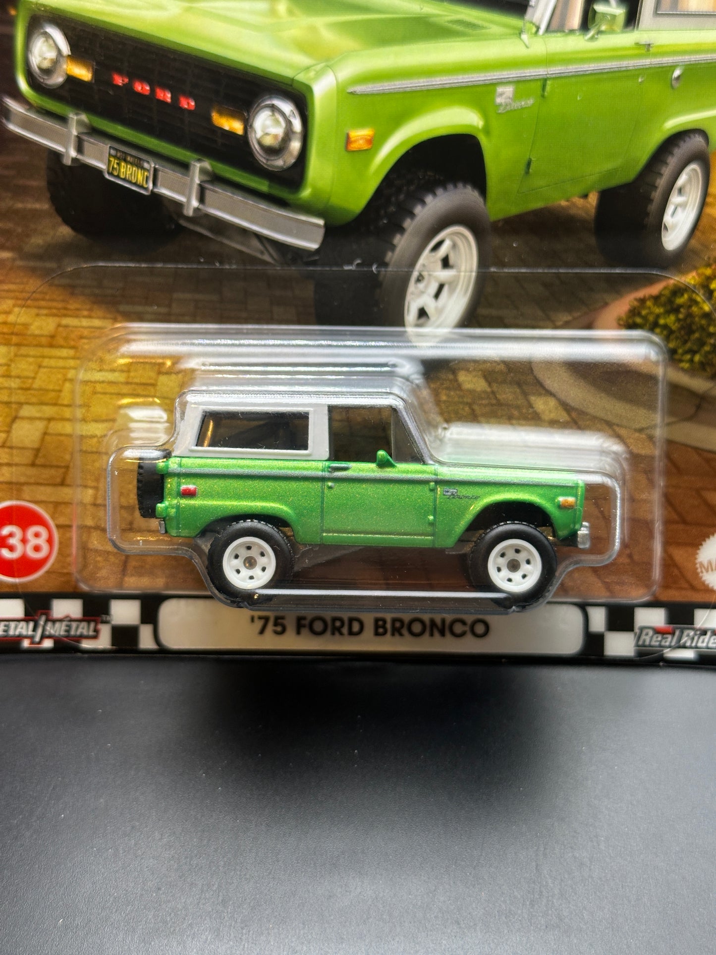 HOT WHEELS - 75 FORD BRONCO (2025) - HW BOULEVARD #138