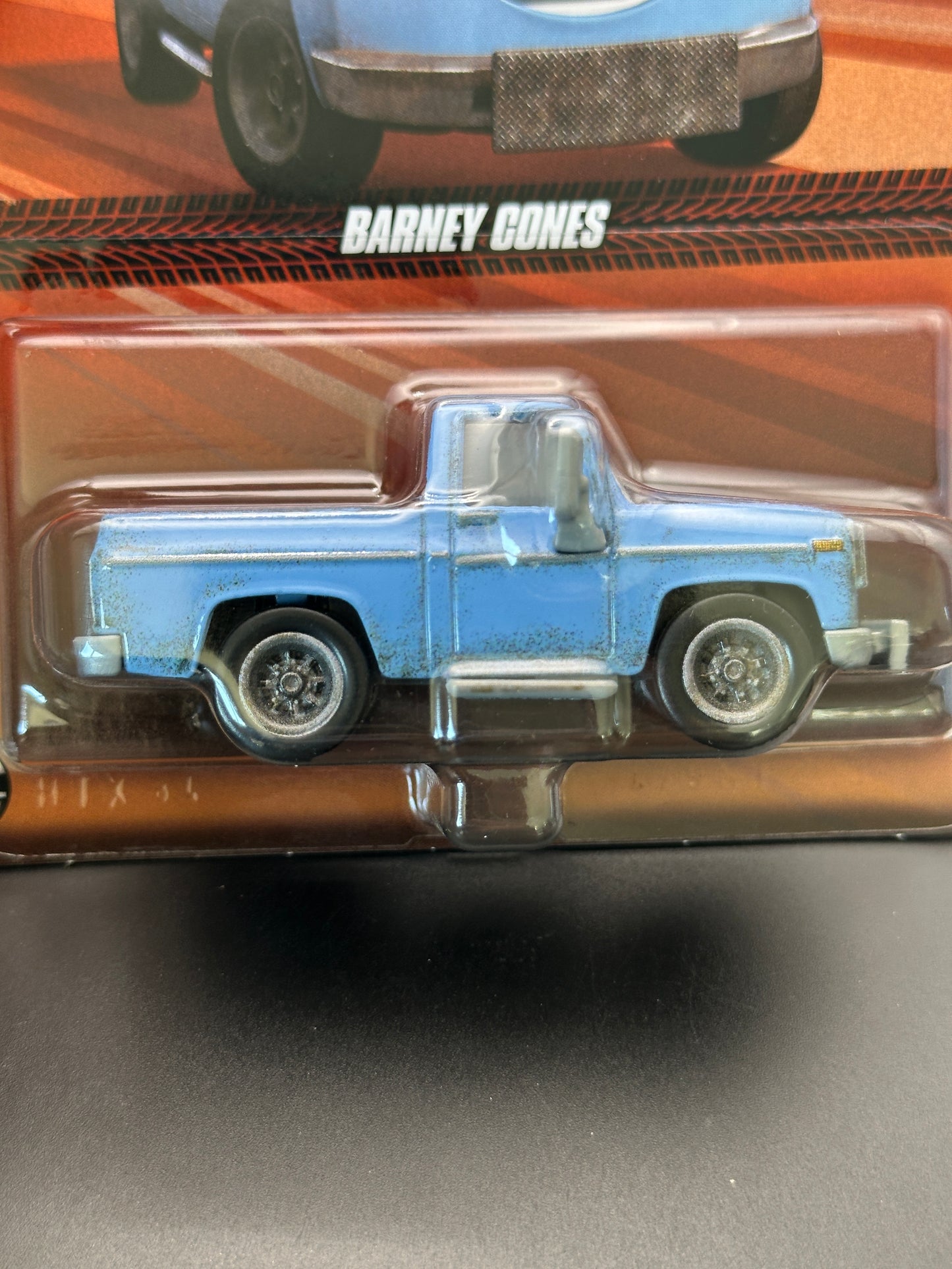 DISNEY PIXAR CARS - BARNEY CONES - CARS - DIECAST